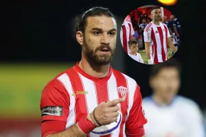 Από συμπαίκτης με τον μπαμπά, στο γήπεδο... με τον γιο!