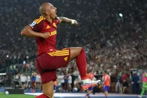 Ρόμα: «Σειρήνες» από Αγγλία για Μάλεν