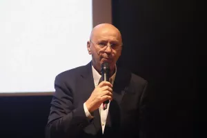 “Έχουμε τον κορυφαίο προπονητή στο ελληνικό πρωτάθλημα, δεν υπάρχει θέμα Ματσάρι”