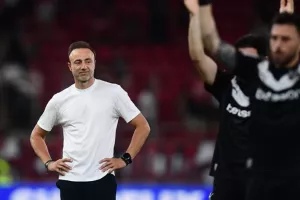 Κόντης: «Κοιτάμε τους πάντες στα μάτια – Δεν φοβόμαστε κανέναν»