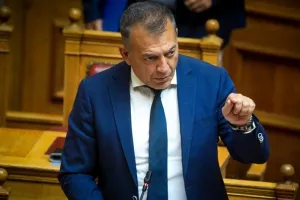 Πρωτοβουλία Βρούτση και συνάντηση με το ΔΣ της ΕΟΚ για το μέλλον του μπάσκετ