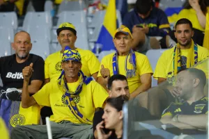 Τους πίκρανε η ήττα αλλά πάντα… ΑΕΛ!