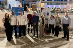 (Φώτος) «Συμπαίκτες στο Όνειρο»: Καρμιώτισσα FC και «Ένα Όνειρο Μια Ευχή» ενώνουν δυνάμεις