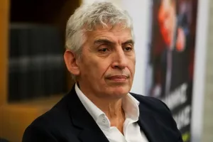 Ο Φασούλας καταγγέλλει: "Τηλεφωνούν σε διαιτητές και λένε ο Λιόλιος θα είναι έξω σε 10 μέρες..."