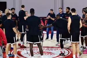 Απαλλαγή Ολυμπιακού δίχως βαθμολογική κύρωση για την προσφυγή στην τακτική δικαιοσύνη