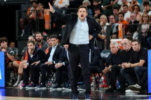 «Σκληρή ήττα που πονάει από τον Ολυμπιακό»