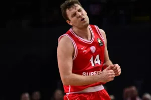 Βαθμολογία Ευρωλίγκας: Έπεσε στο 5-2 ο Ολυμπιακός, έπιασε τον Παναθηναϊκό στην κορυφή η Φενέρ