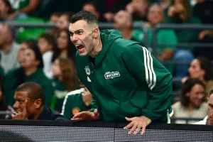 Χωρίς Σλούκα ο Παναθηναϊκός κόντρα στην Εφές