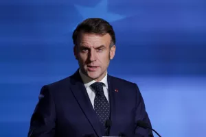Έκτακτο διάγγελμα Μακρόν για τα βίαια επεισόδια