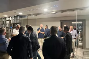 "Να μην πάνε μερικοί μόνο για το φαγητό!" – Αιχμηρή ατάκα από Λεβέντη!