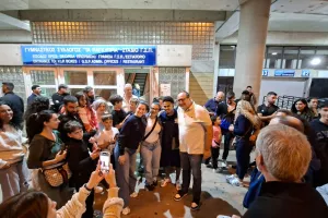 (Βίντεο/Φώτος Kerkida) Συγκινητικές στιγμές: ΟΛΟΙ... στον δικό τους Μάρκους Έντουαρντς! 