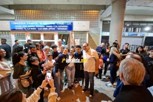 (Βίντεο/Φώτος Kerkida) Συγκινητικές στιγμές: ΟΛΟΙ... στον δικό τους Μάρκους Έντουαρντς! 