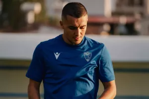 Του έκατσε... γάντι