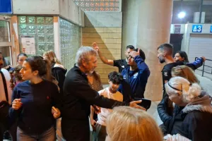 (Βίντεο/Φώτος Kerkida) Συγκινητικές στιγμές: ΟΛΟΙ... στον δικό τους Μάρκους Έντουαρντς! 