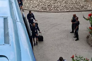 (Φώτος Kerkida) Η άφιξη της Εθνικής μας ομάδας