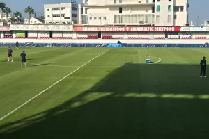 Το kerkida στο Krasava ΕΝΥ Ύψωνα - Απόλλων 