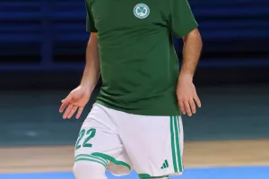 Κλικς από τη πρεμιέρα της Ομόνοιας
