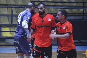 Με το... δεξί Ομόνοια, ΑΠΟΕΛ και ΑΕΚ!