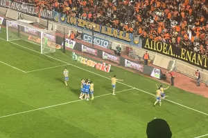 (LIVE) ΑΠΟΕΛ 2-1 Νέα Σαλαμίνα