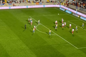 (LIVE) ΑΠΟΕΛ 1-1 Νέα Σαλαμίνα