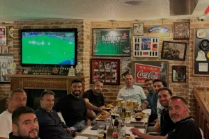 Μια οικογένεια και εκτός γηπέδου (Φώτος)