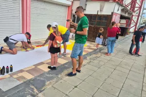 (Φώτος Kerkida) Ετοιμάζουν... πανό!