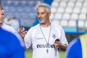 Οι πρώτες αποφάσεις του Ιτζχάκι