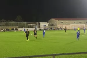 Νίκη για ΑΕΤΟ-Λουλούδια εις μνήμη του Γιάννη