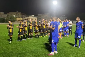 Νίκη για ΑΕΤΟ-Λουλούδια εις μνήμη του Γιάννη