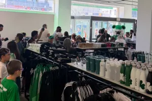 (ΦΩΤΟΣ)/Στην... Green Boutique