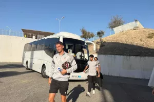 (Φώτος kerkida) Στο ''Στέλιος Κυριακίδης'' η Καρμιώτισσα