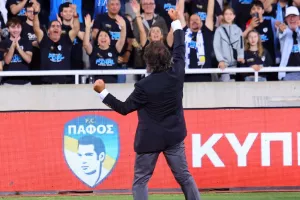 ΤΩΡΑ χρειάζεται να τους... πείσει!