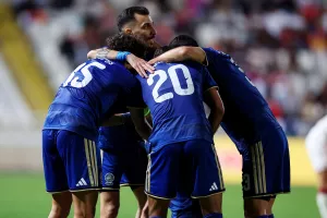Με ψυχή και δέκα παίκτες η Εθνική μας, πρώτη νίκη και άλμα στη 2η θέση!