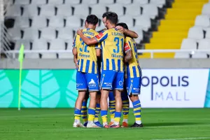 Πεντάρα με ''καυτό'' Γεωργίου και στην επόμενη φάση το ΑΠΟΕΛ!