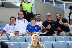 (Φώτος) Ο κόσμος στο ΓΣΠ για την Εθνική μας