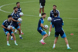 (Φώτος) Δουλειά... ενόψει Λετονίας