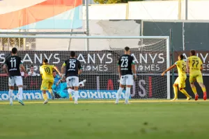 Έσωσε τον βαθμό... στο δεύτερο ημίχρονο η ΑΕΚ