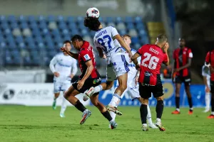 Πεντάστερος Απόλλωνας, χατ-τρικ ο Τόμας!