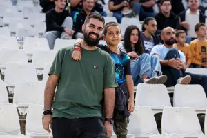 Με ψυχή και δέκα παίκτες η Εθνική μας, πρώτη νίκη και άλμα στη 2η θέση!