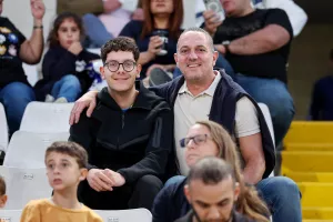 Με ψυχή και δέκα παίκτες η Εθνική μας, πρώτη νίκη και άλμα στη 2η θέση!