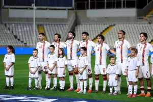 Με ψυχή και δέκα παίκτες η Εθνική μας, πρώτη νίκη και άλμα στη 2η θέση!