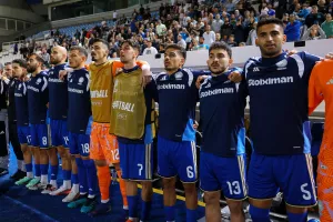 Με ψυχή και δέκα παίκτες η Εθνική μας, πρώτη νίκη και άλμα στη 2η θέση!