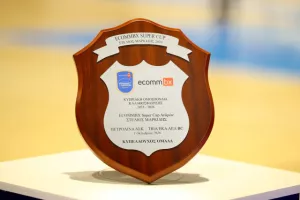 "Κιτρινοπράσινο"... το Super Cup! (Φώτος)