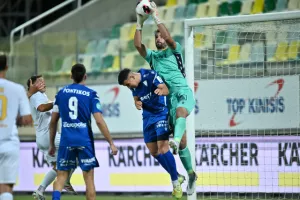 Τέταρτη σερί νίκη και μένει κορυφή η ΑΕΛ (φώτος)