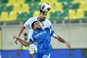 Τέταρτη σερί νίκη και μένει κορυφή η ΑΕΛ (φώτος)