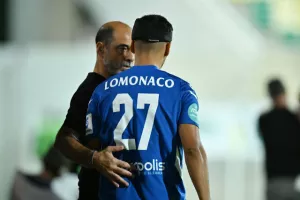 Τέταρτη σερί νίκη και μένει κορυφή η ΑΕΛ (φώτος)