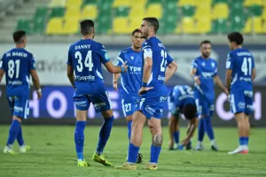 Τέταρτη σερί νίκη και μένει κορυφή η ΑΕΛ (φώτος)