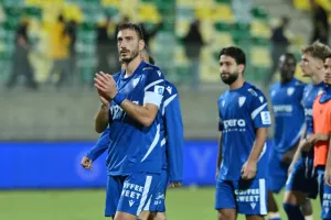 Τέταρτη σερί νίκη και μένει κορυφή η ΑΕΛ (φώτος)