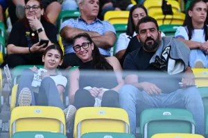 Τέταρτη σερί νίκη και μένει κορυφή η ΑΕΛ (φώτος)