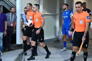 Τέταρτη σερί νίκη και μένει κορυφή η ΑΕΛ (φώτος)